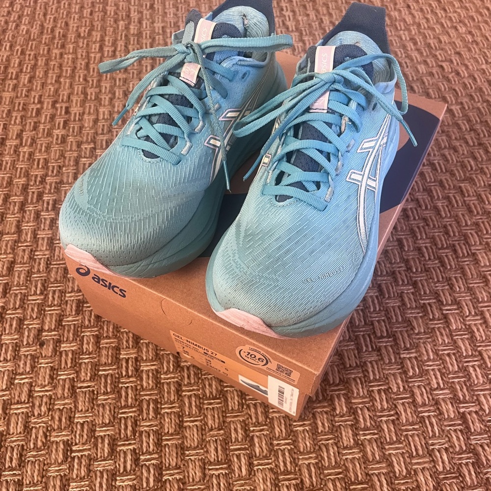 Asics Women's Gel Nimbus 27 Running Shoes - Picture 5 of 15